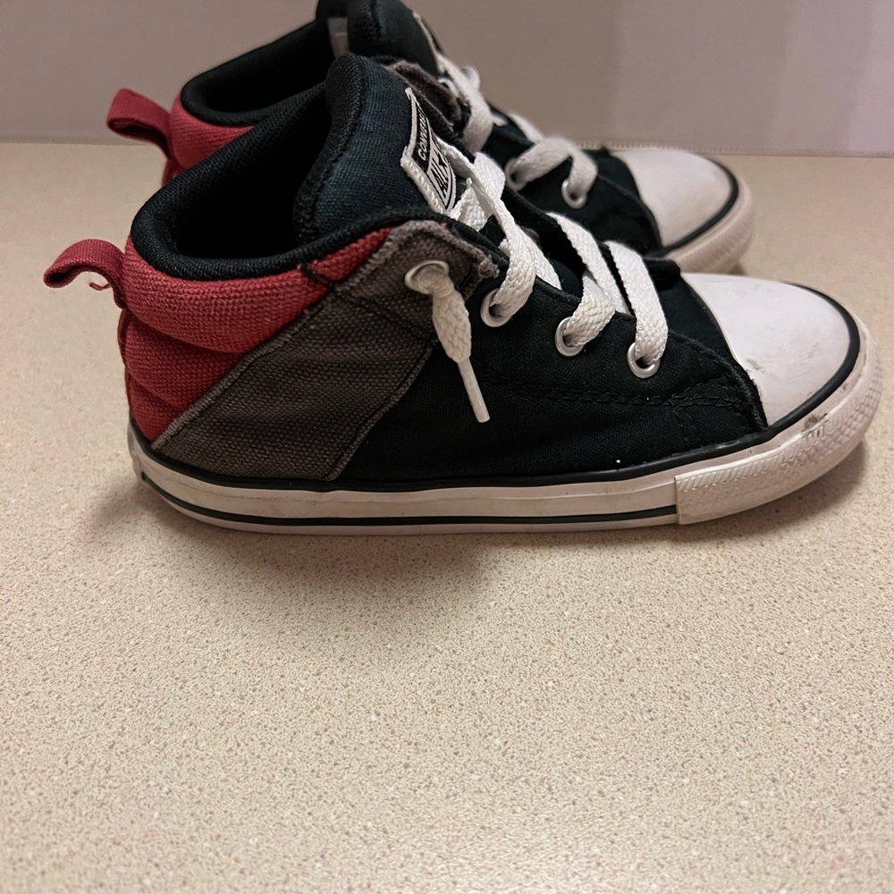 Black and Maroon Kid Converse Size 10 - Picture 2 of 8
